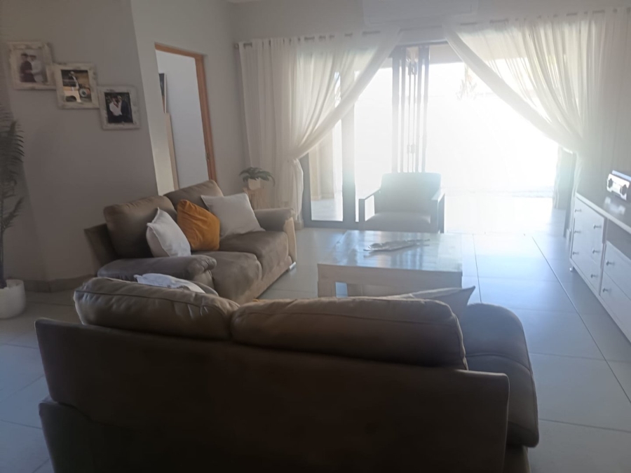 4 Bedroom Property for Sale in Hillcrest Northern Cape